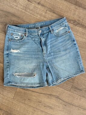 American eagle distressed jean shorts